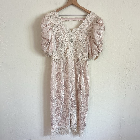 Vintage Cachet Puff Sleeve All Over Lace Midi Wedding Dress 15/16 Ivory 80s - Picture 1 of 6